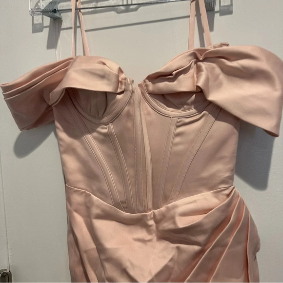 House of CB Camila Blush Pink Midi Off the Shoulder Corset Dress - Picture 7 of 13